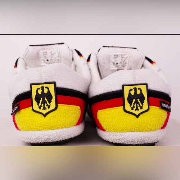 Deutschland Germany Futbol Soccer 
Vintage Sloffie Slipper Shoes Kids Size 1-3 - Picture 4 of 11
